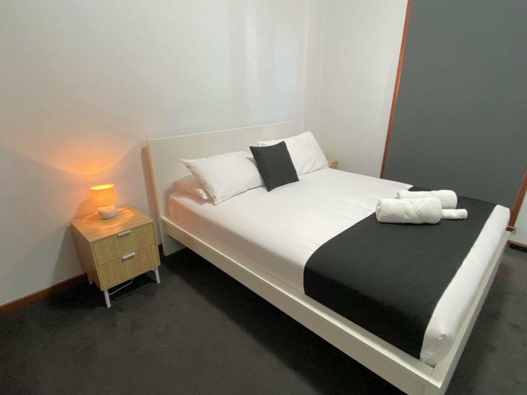 Bushman'S Motor Inn Паркс Екстериор снимка