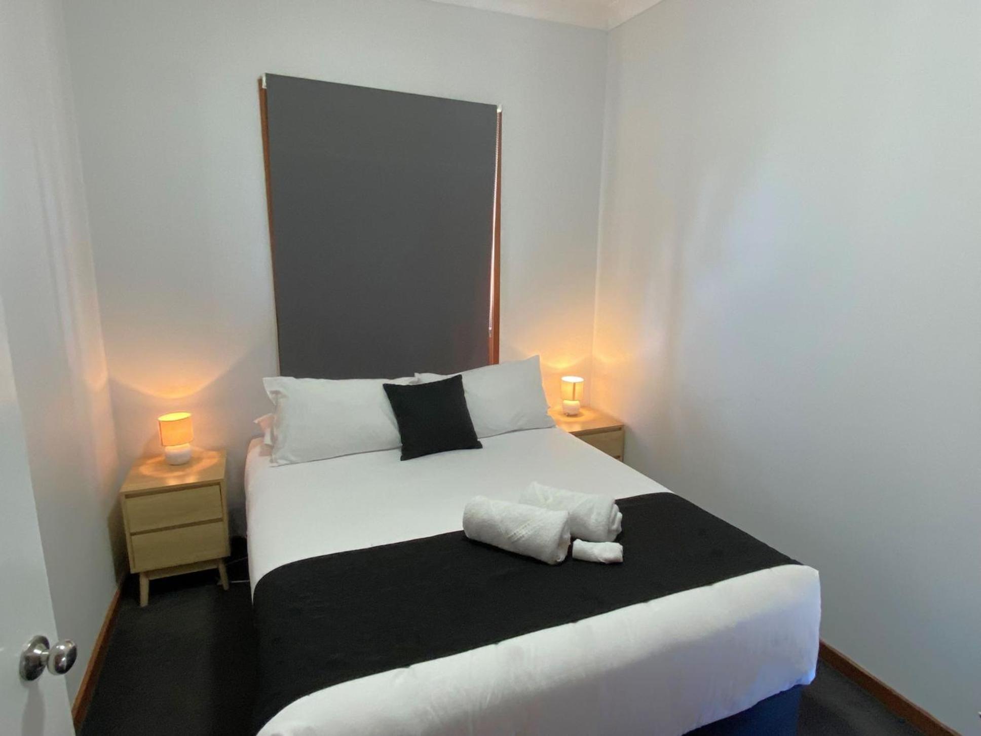 Bushman'S Motor Inn Паркс Екстериор снимка