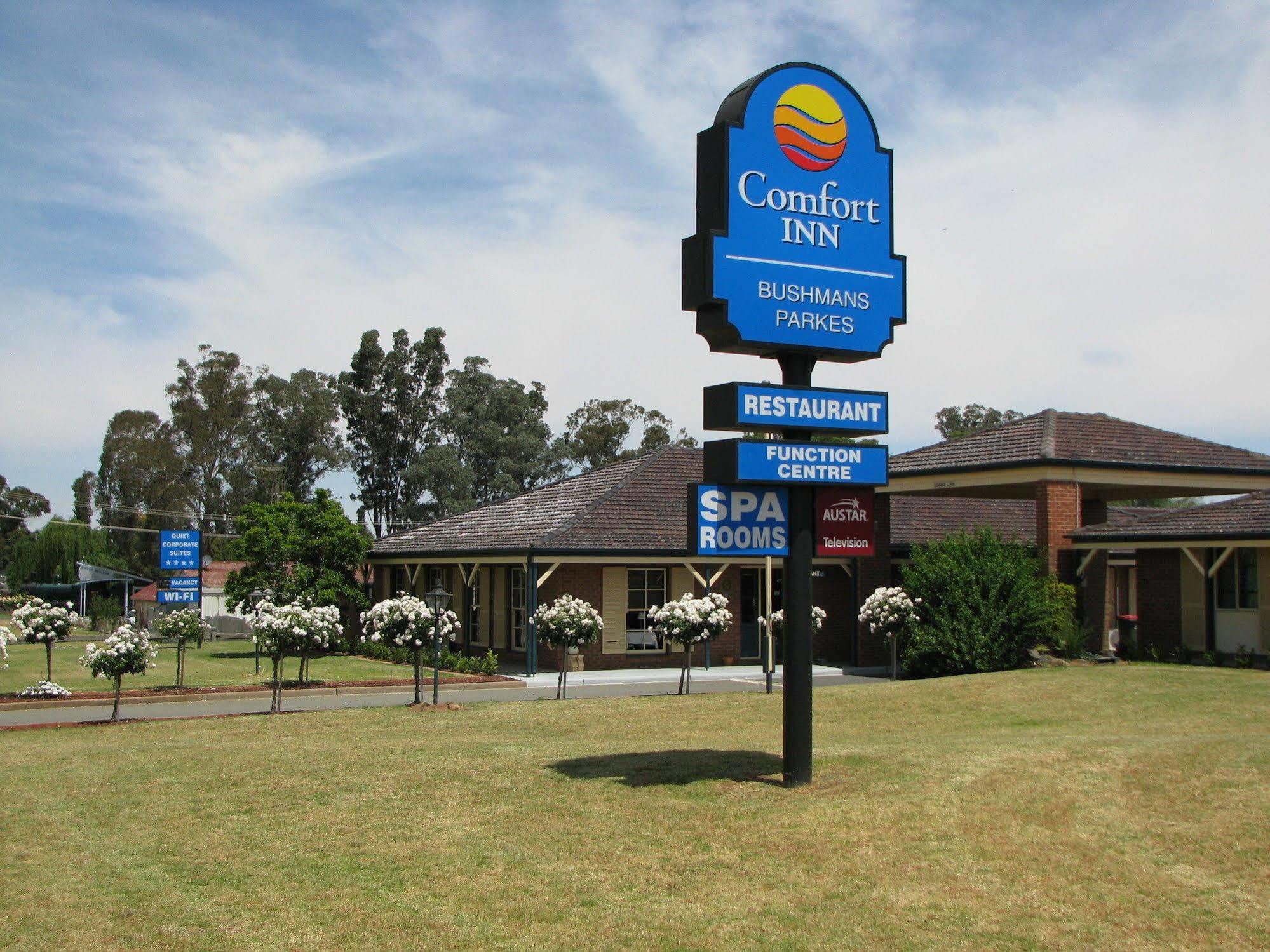 Bushman'S Motor Inn Паркс Екстериор снимка