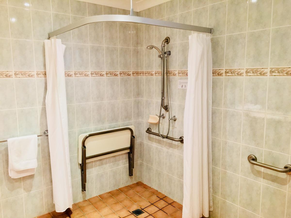 Bushman'S Motor Inn Паркс Екстериор снимка