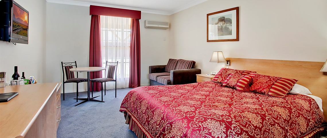 Bushman'S Motor Inn Паркс Екстериор снимка